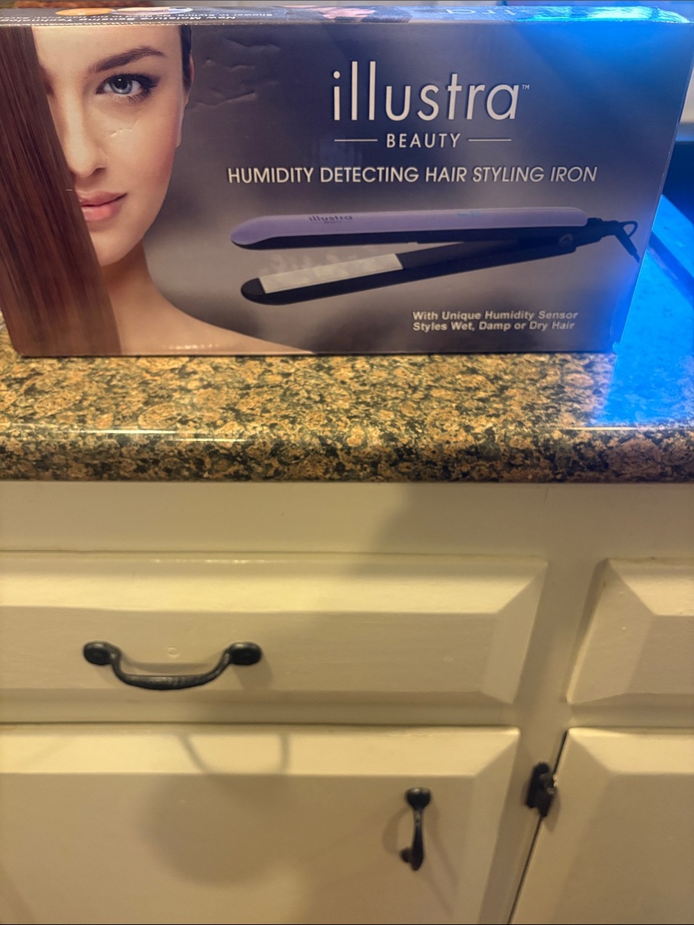 Humidity Detecting Hair Styling Iron - Purple